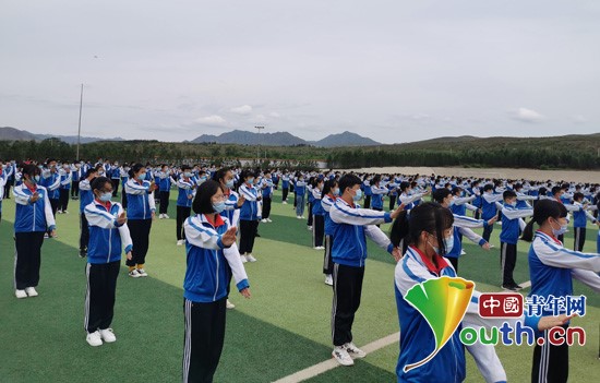 1592729668160618.jpg bb.jpg