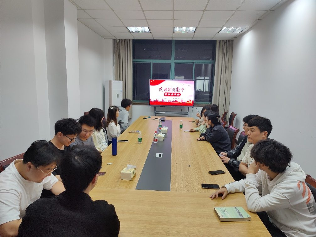 20230601海洋学院开展铸牢中华民族共同体意识教育系列活动新闻稿图片2.png