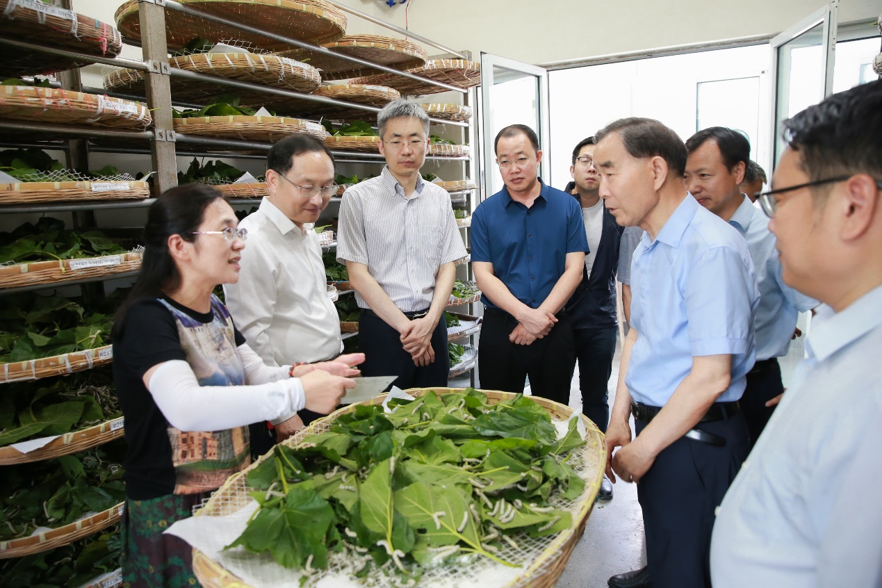 1689562352975164.jpg 图片4.jpg