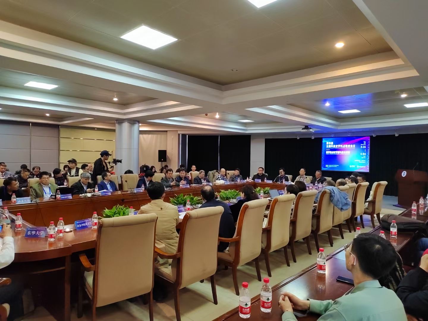 1680523560618514.jpg 02.jpg