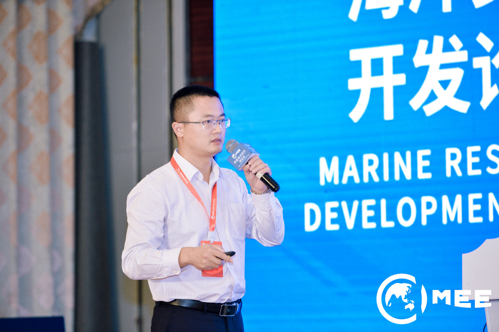 1651821045328707.jpg 学术交流.jpg