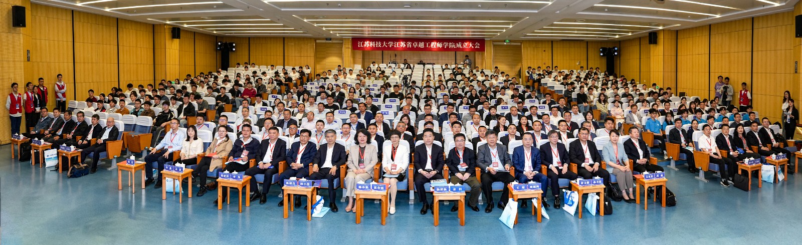 1744966124944983.jpg 1744966124944983.jpg